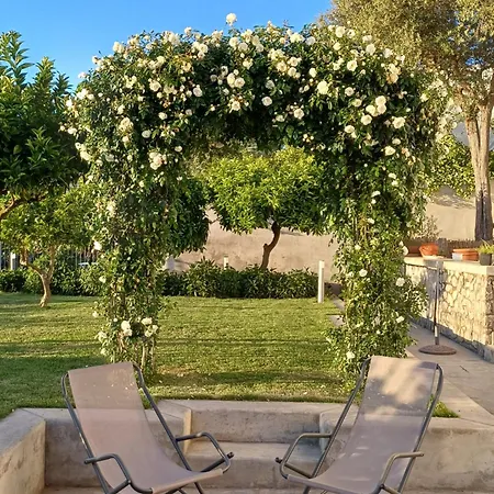 בית הארחה La Casa Di Pitti 2*